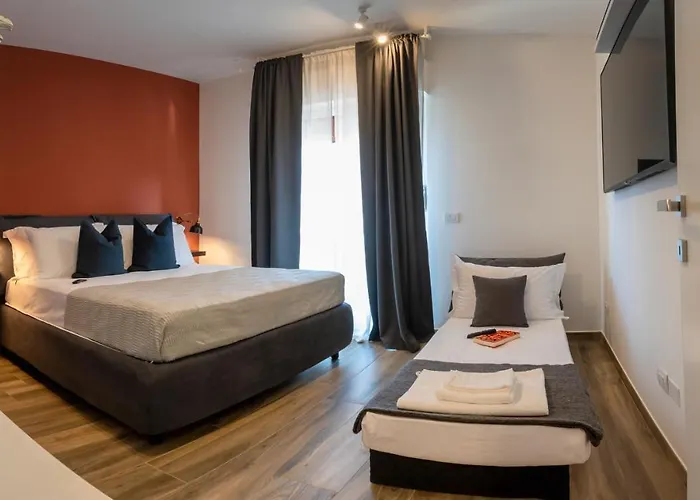 Stella - Luxury By The Sea - Boutique Мартинсикуро