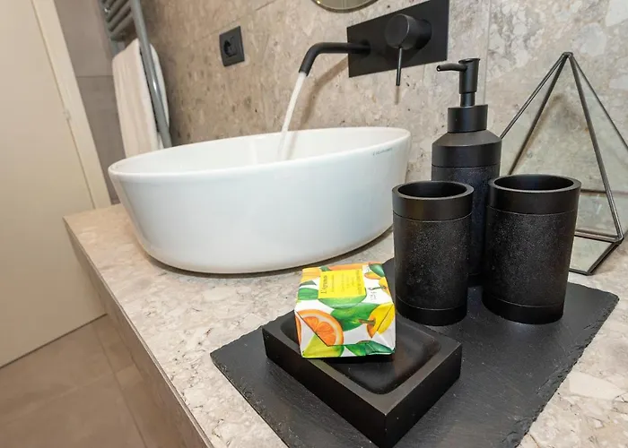 Stella - Luxury By The Sea - Boutique *