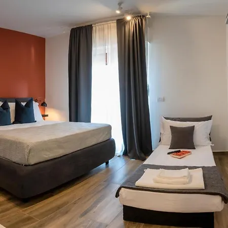 Stella - Luxury By The Sea - Boutique Martinsicuro