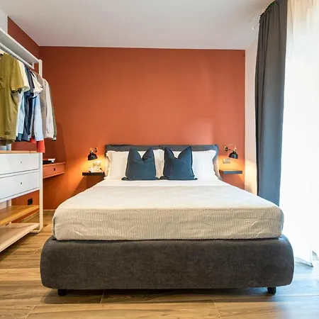 Stella - Luxury By The Sea - Boutique